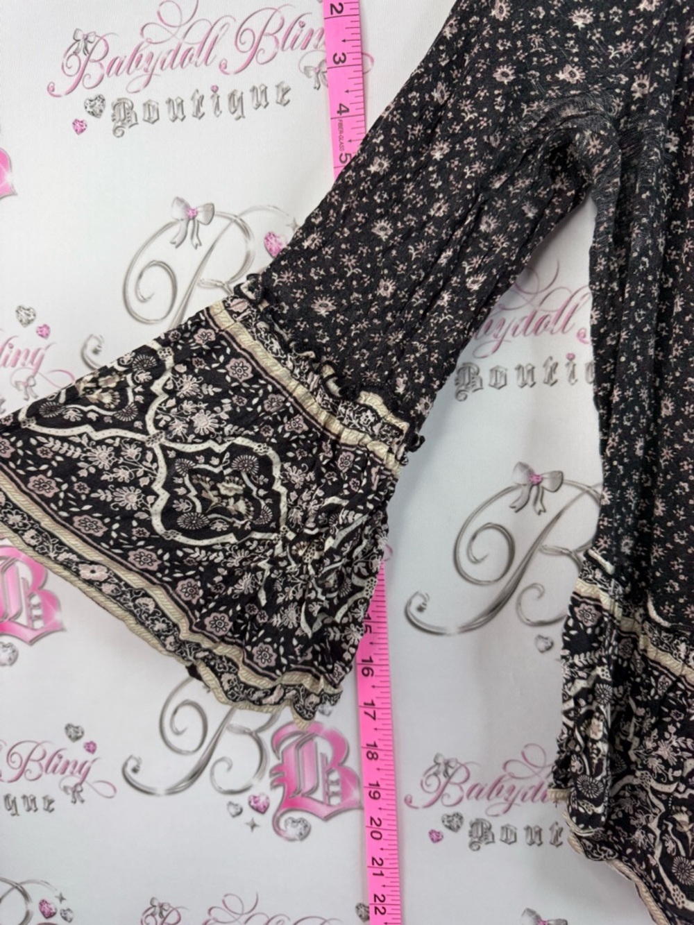 American Eagle Outfitters blouse floral paisley Black Floral Boho Peasant Top - Picture 3 of 12